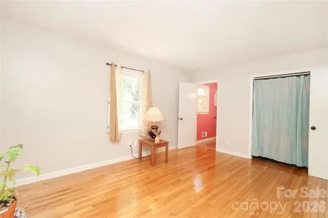 210 Cliffside Drive Kannapolis NC 28081