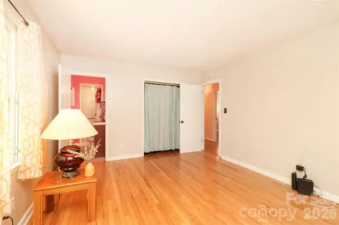210 Cliffside Drive Kannapolis NC 28081