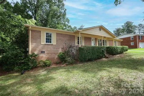 210 Cliffside Drive Kannapolis NC 28081