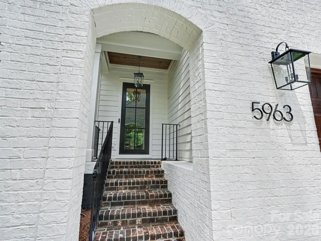 5963 Gate Post Road Charlotte NC 28211