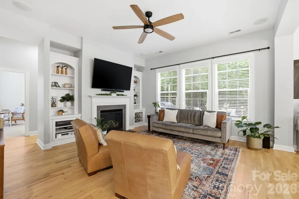 8636 Sagekirk Court Charlotte NC 28278