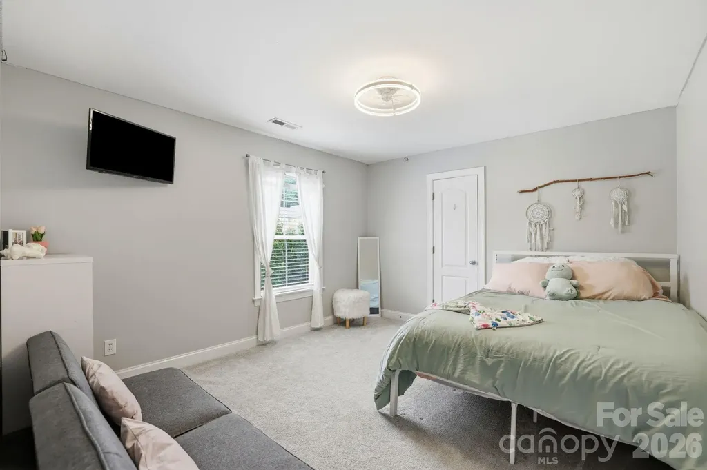 8636 Sagekirk Court Charlotte NC 28278