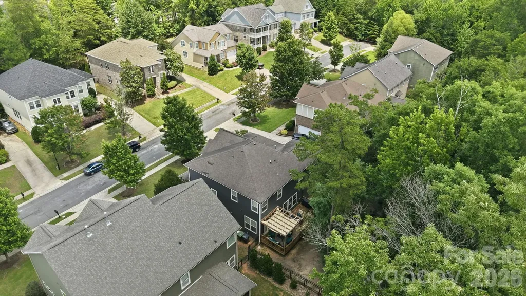 8636 Sagekirk Court Charlotte NC 28278