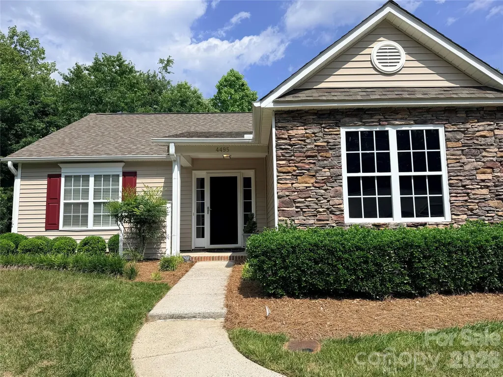4495 Hanley Park Drive Walkertown NC 27051