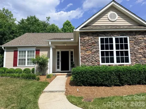 4495 Hanley Park Drive Walkertown NC 27051