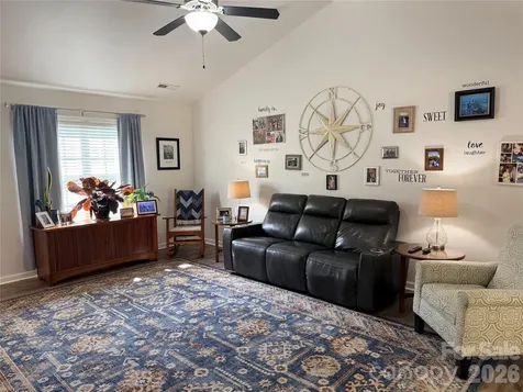4495 Hanley Park Drive Walkertown NC 27051