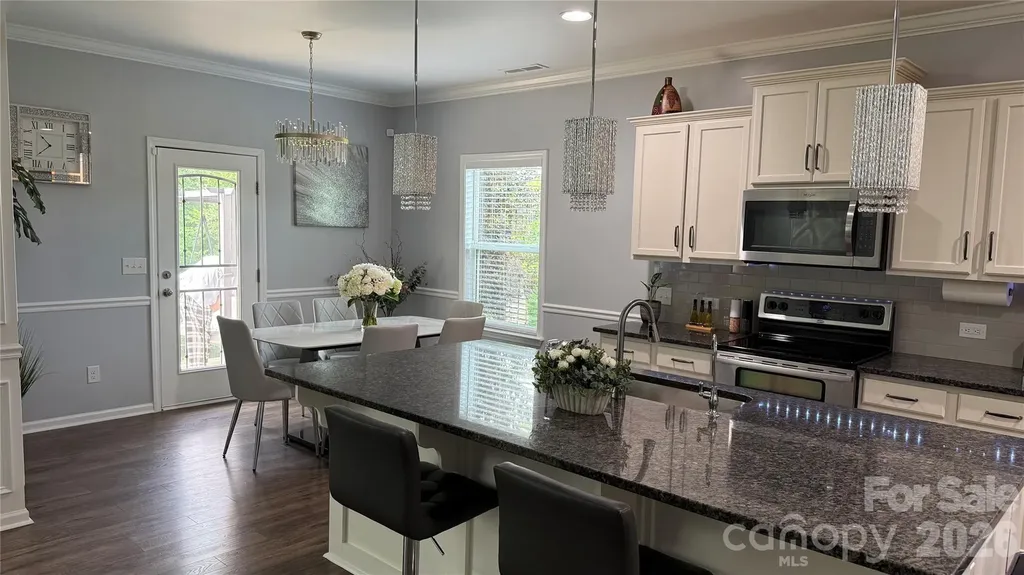 332 Wyndham Forest Circle Midland NC 28107