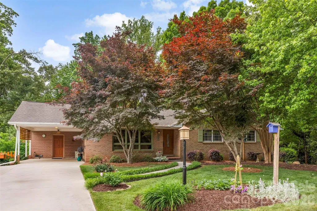 112 Amity Circle Belmont NC 28012