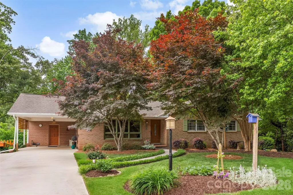 112 Amity Circle Belmont NC 28012