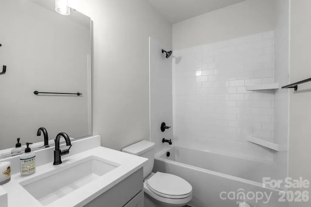 1451 Haywood Court Charlotte NC 28205