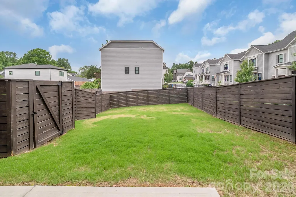 1451 Haywood Court Charlotte NC 28205
