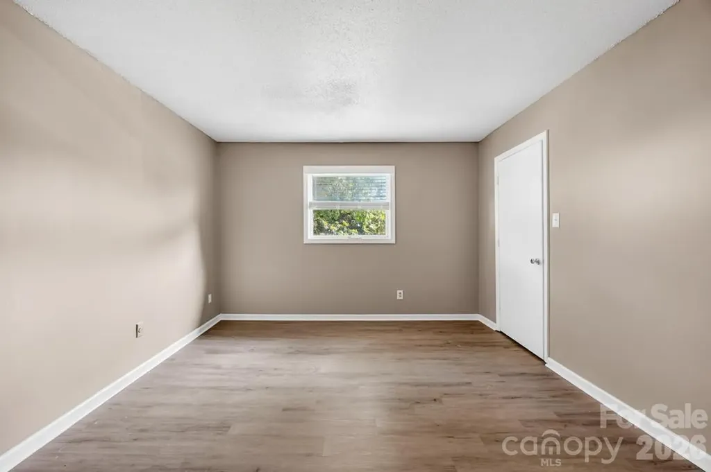 7915 Oak Meadow Court Charlotte NC 28210