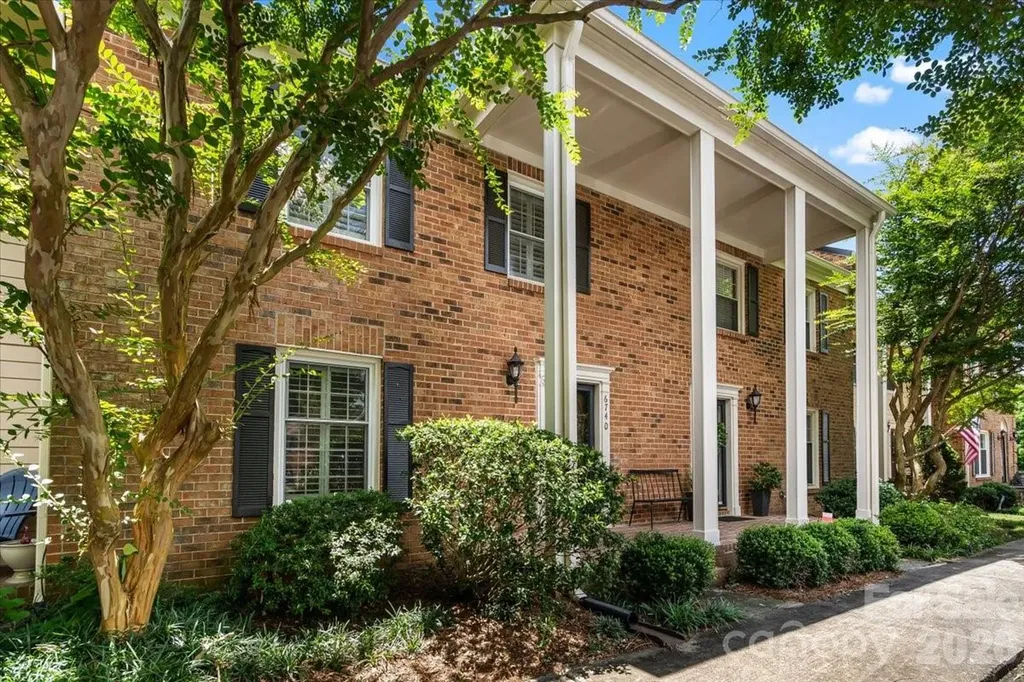 6740 Constitution Lane Charlotte NC 28210
