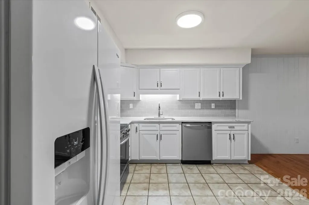 6740 Constitution Lane Charlotte NC 28210