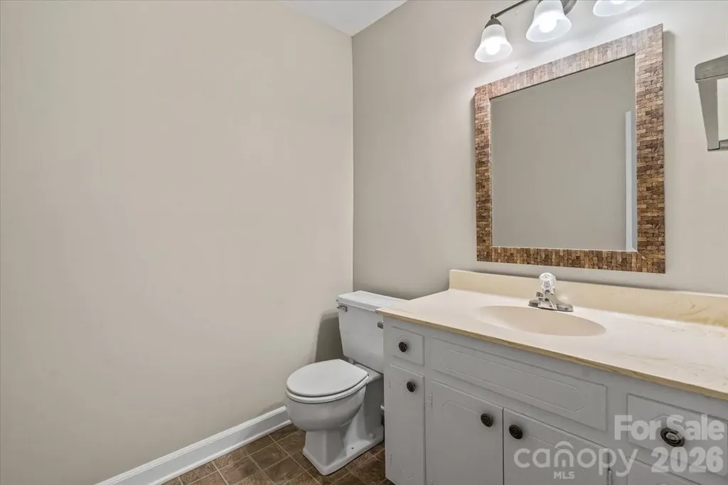 6740 Constitution Lane Charlotte NC 28210