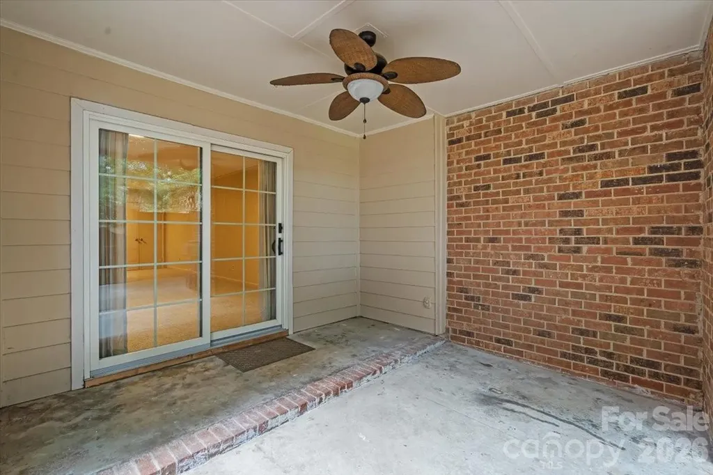 6740 Constitution Lane Charlotte NC 28210