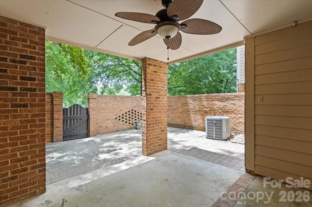 6740 Constitution Lane Charlotte NC 28210
