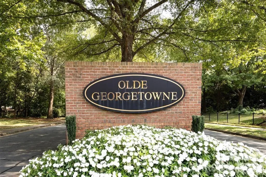 6740 Constitution Lane Charlotte NC 28210