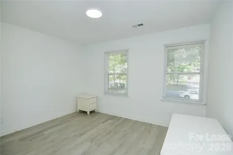 438 Blue Rock Drive Charlotte NC 28213