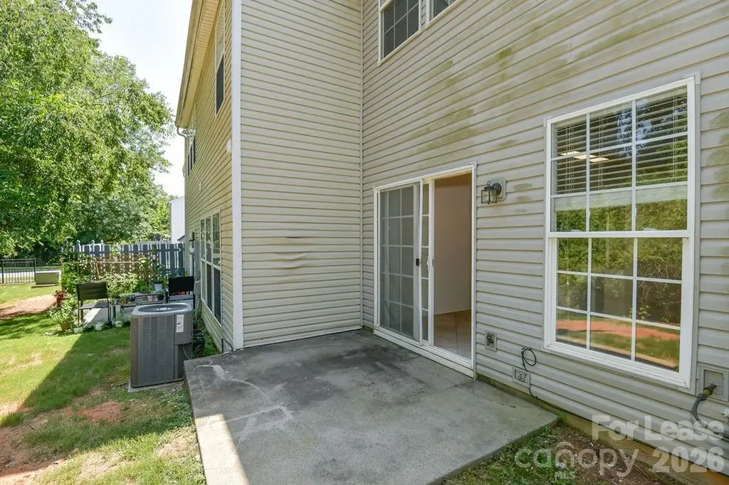 11738 Huxley Road Charlotte NC 28277