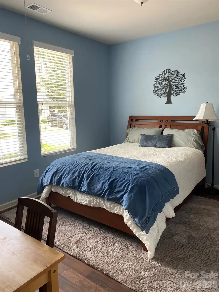 100 N Ferncliff Drive Mount Holly NC 28120