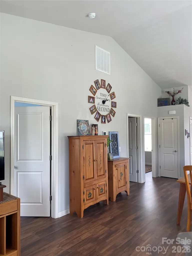 100 N Ferncliff Drive Mount Holly NC 28120