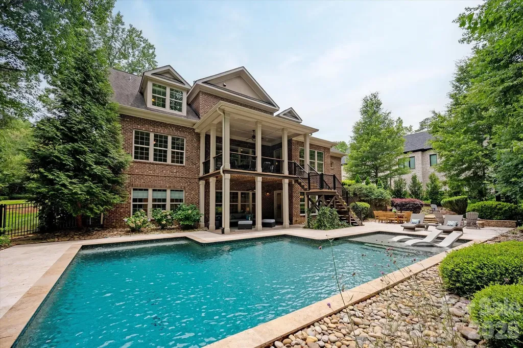 2020 Sherringham Way Waxhaw NC 28173
