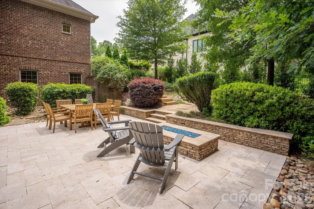 2020 Sherringham Way Waxhaw NC 28173