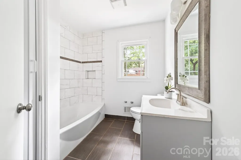 6209 Candlewood Drive Charlotte NC 28210