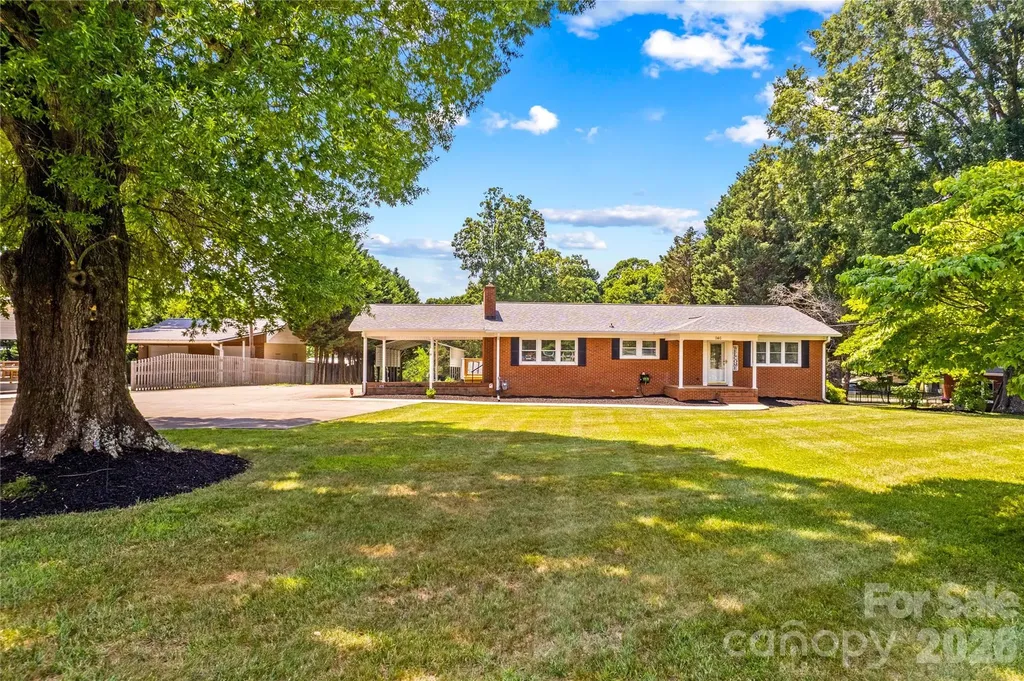 946 Shearers Road Mooresville NC 28115