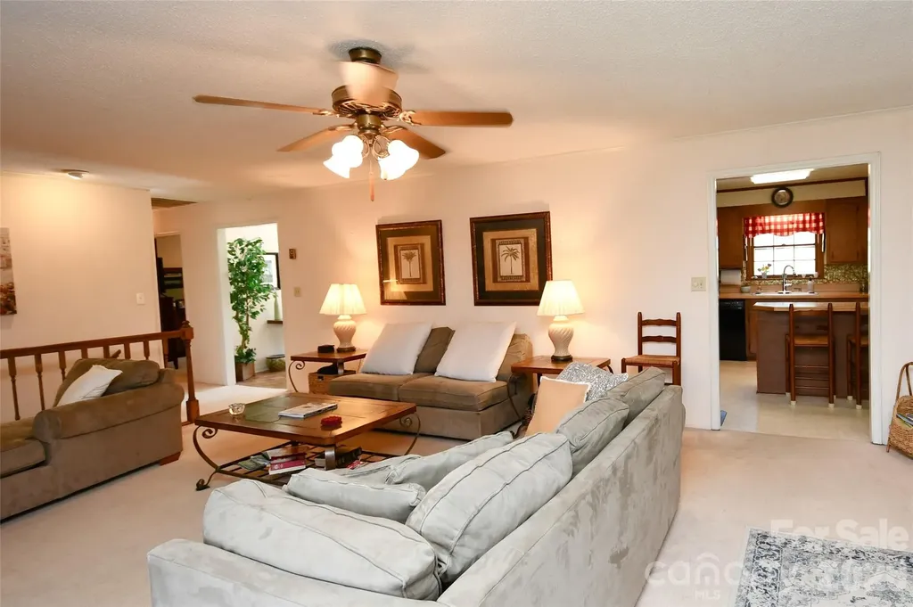 72 Ridgetop Lane Spruce Pine NC 28777