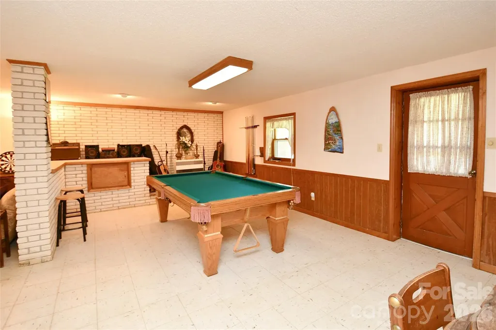 72 Ridgetop Lane Spruce Pine NC 28777