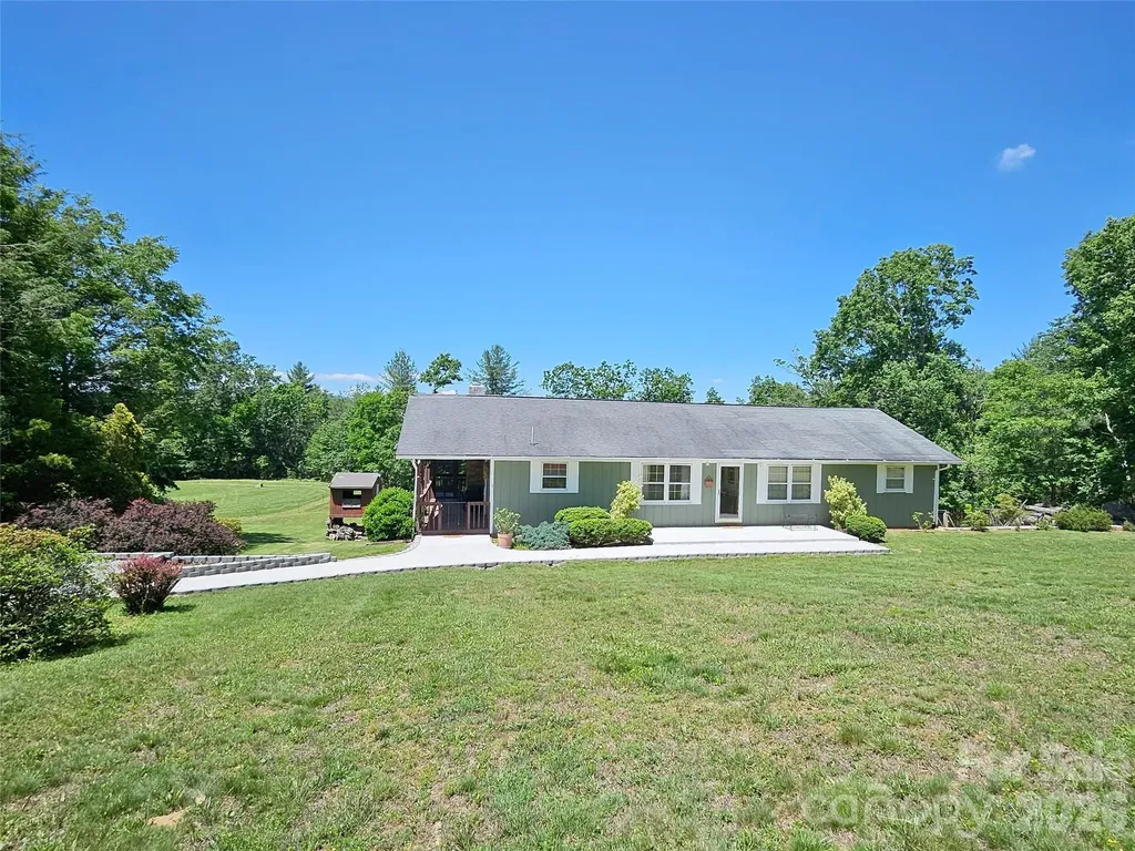 72 Ridgetop Lane Spruce Pine NC 28777