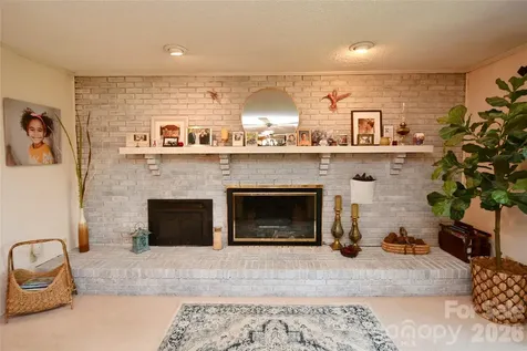 72 Ridgetop Lane Spruce Pine NC 28777