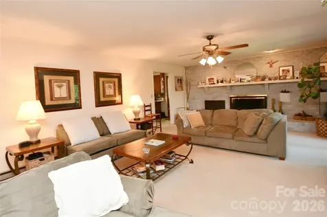 72 Ridgetop Lane Spruce Pine NC 28777