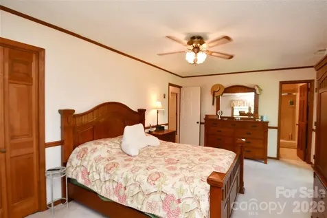72 Ridgetop Lane Spruce Pine NC 28777