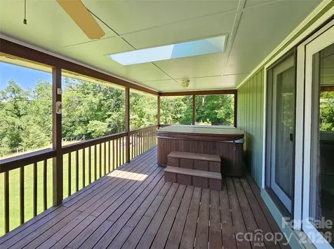 72 Ridgetop Lane Spruce Pine NC 28777