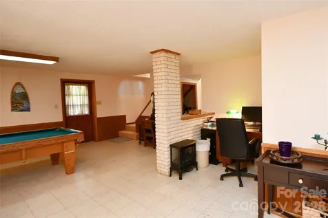 72 Ridgetop Lane Spruce Pine NC 28777