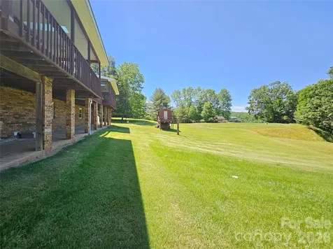 72 Ridgetop Lane Spruce Pine NC 28777