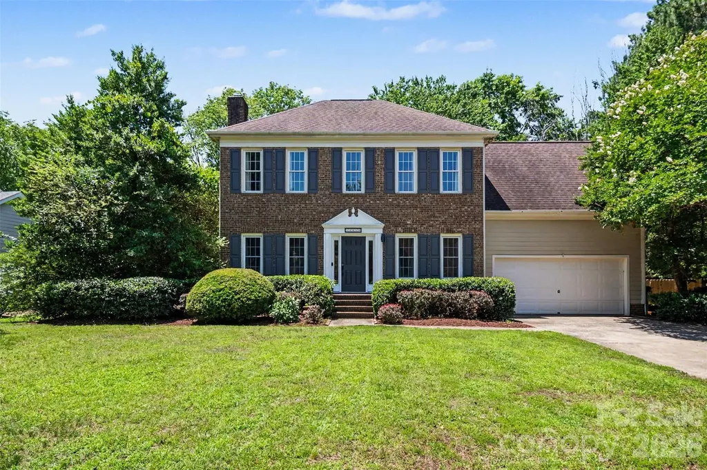14010 Merganzer Court Charlotte NC 28273