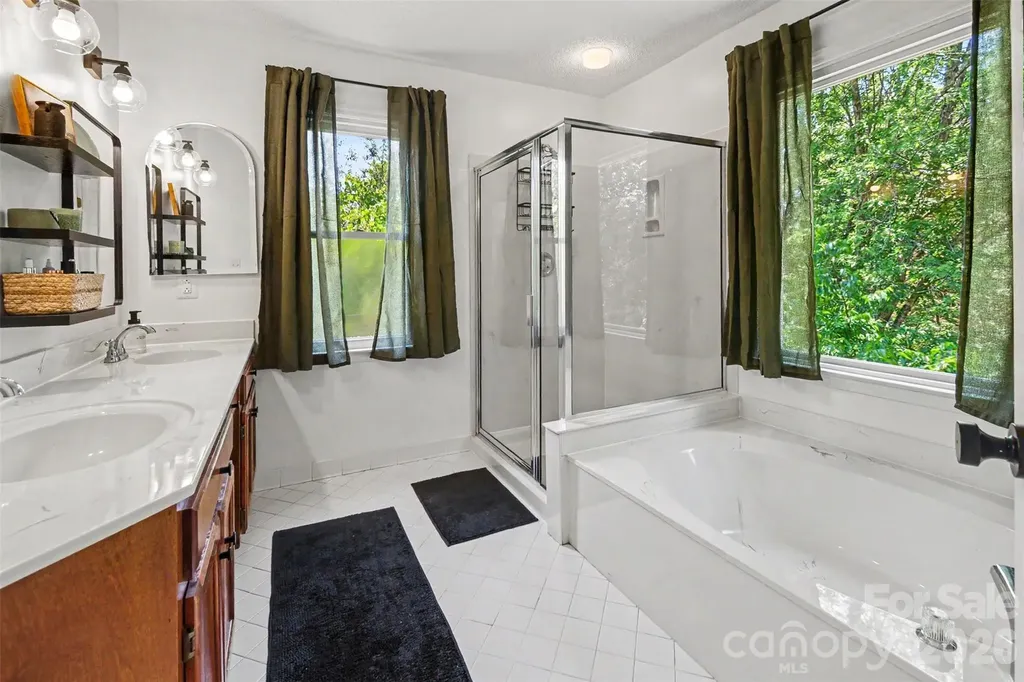 14010 Merganzer Court Charlotte NC 28273