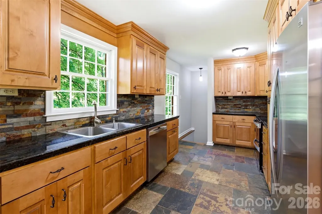 6742 Wild Turkey Lane Charlotte NC 28214