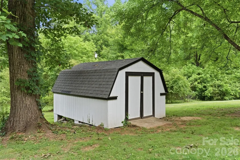 6742 Wild Turkey Lane Charlotte NC 28214