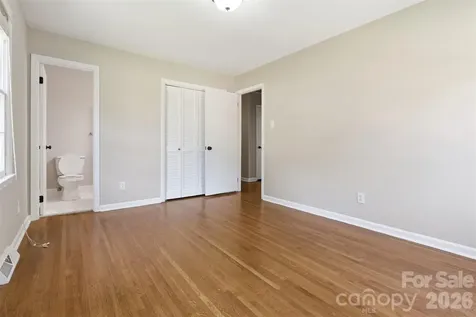 6742 Wild Turkey Lane Charlotte NC 28214