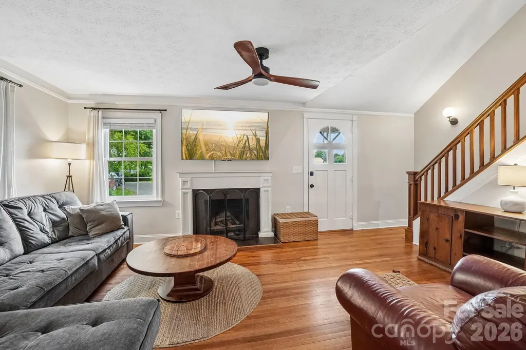 111 Bennett Street Burnsville NC 28714