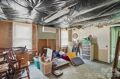 111 Bennett Street Burnsville NC 28714