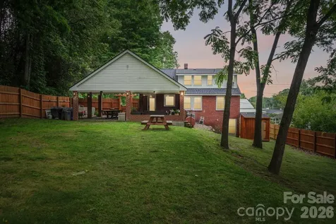 111 Bennett Street Burnsville NC 28714