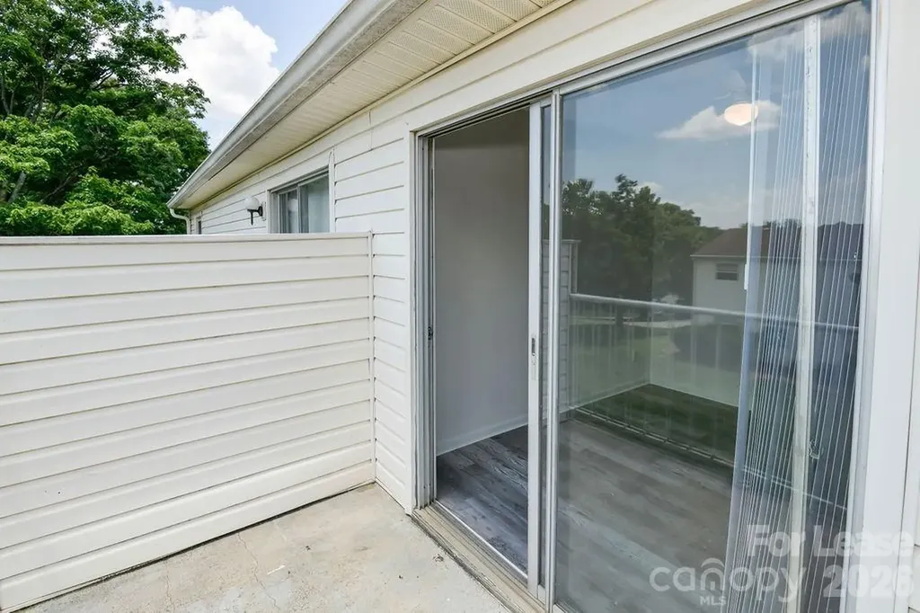 7981 Shady Oak Trail Charlotte NC 28210