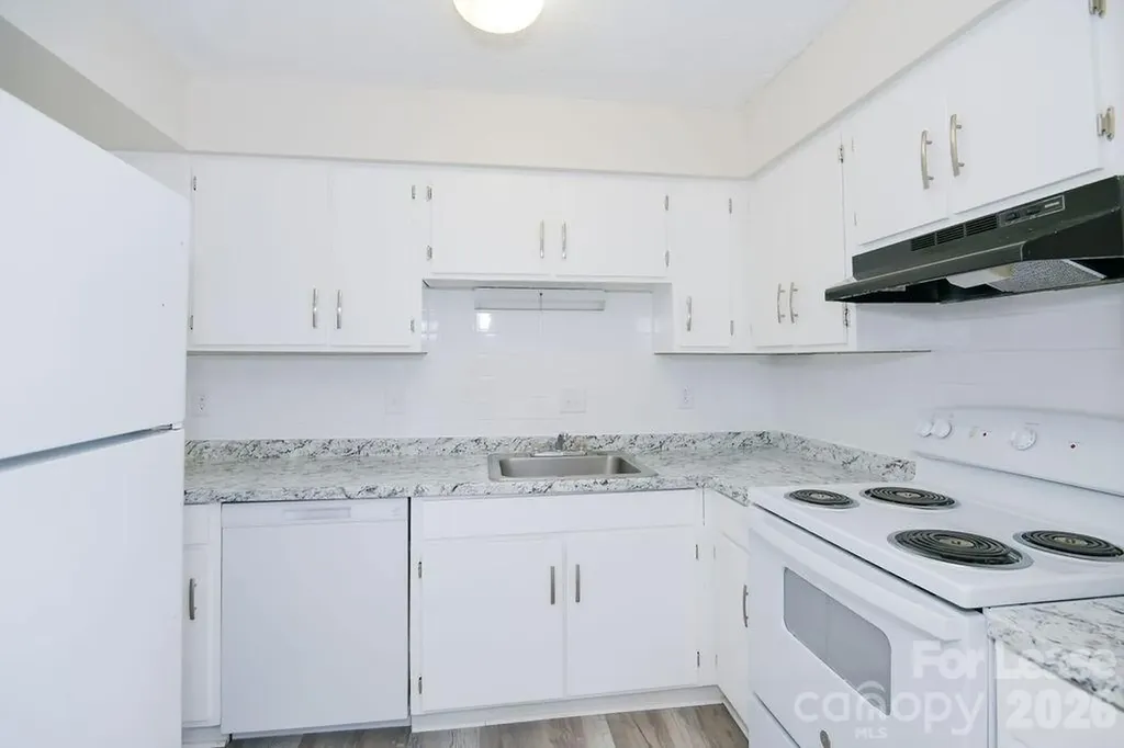7981 Shady Oak Trail Charlotte NC 28210