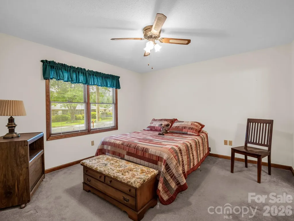 182 Resada Drive Brevard NC 28712
